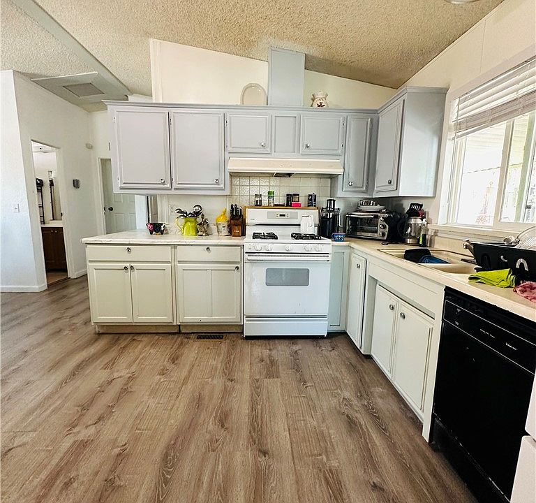 25014 Camino Del Sol, Barstow, CA 92311 Zillow