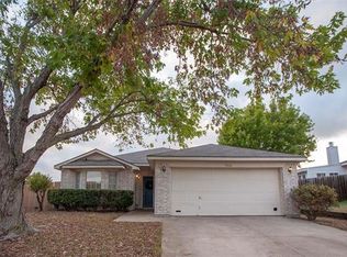 7312 Summerset Dr, Benbrook, TX 76126