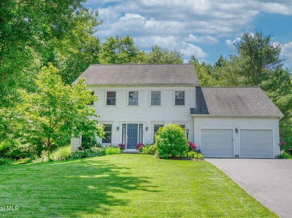 6216 Empire Avenue, Schenectady, NY 12306