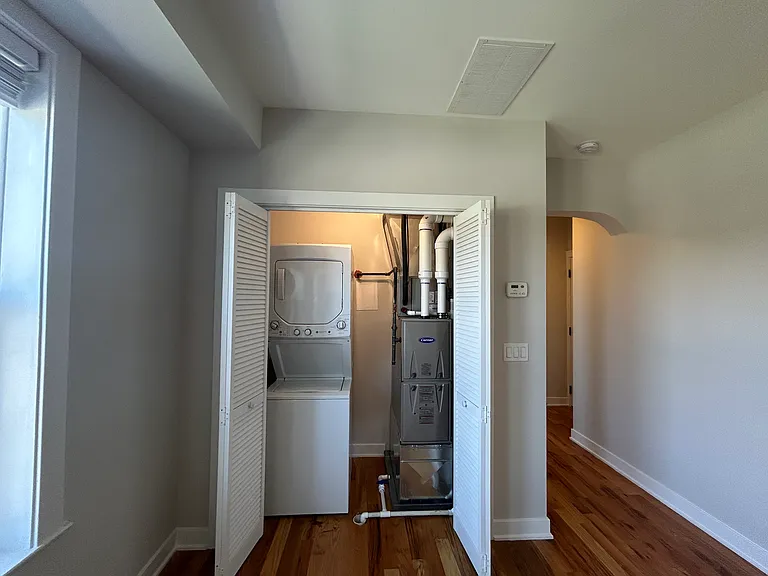 W Wrightwood Ave — Photo 12