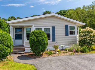 4 Milton Ln, Coventry, RI 02816