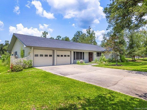 2nd image of 3617 Coachman Dr
