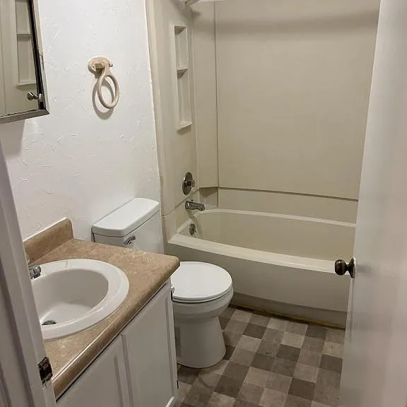 211 Dodge Dr — Photo 7