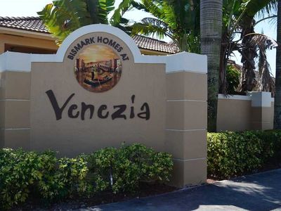 15353 SW 33rd Ln, Miami, FL, 33185