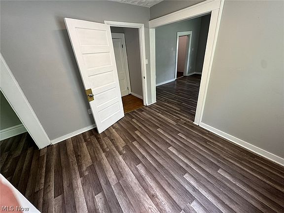 5th image of 674 & 676 Carlysle St