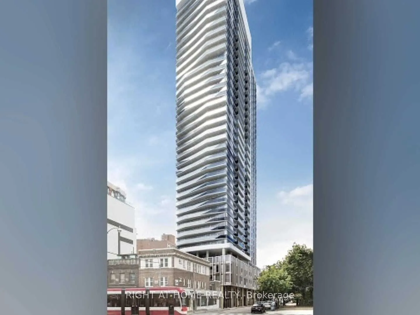 Max Condos — Photo 1