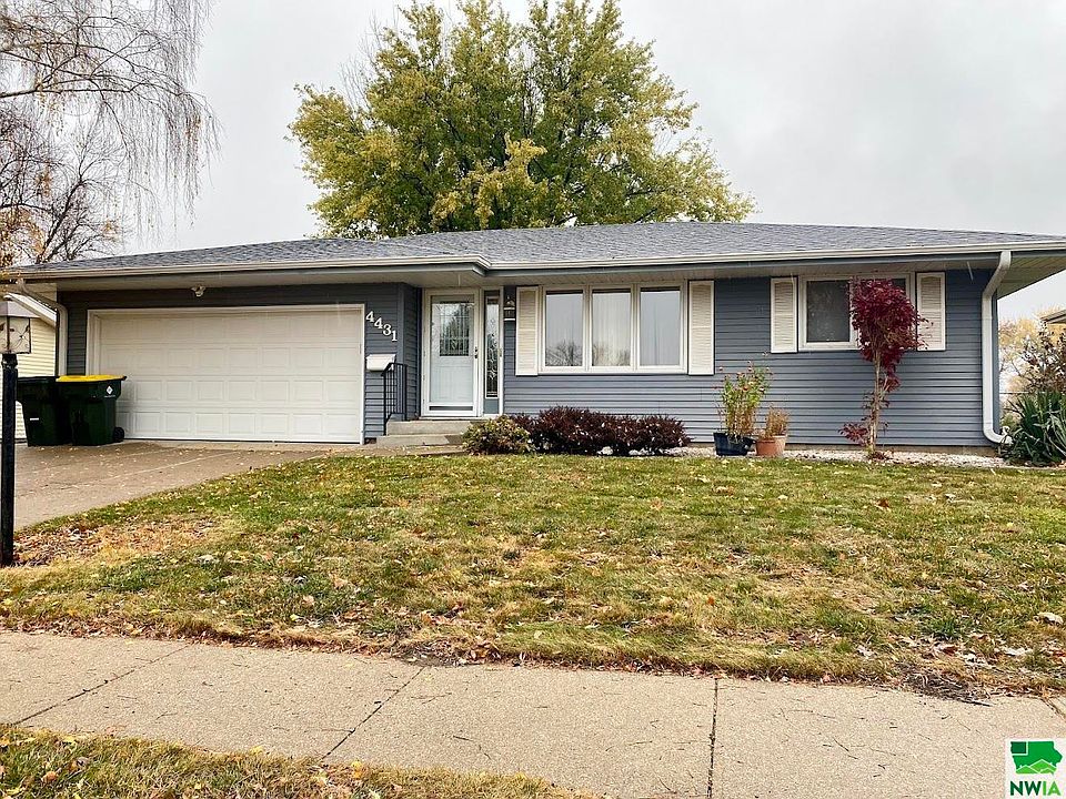 1st image of 4431 Wellington Ave