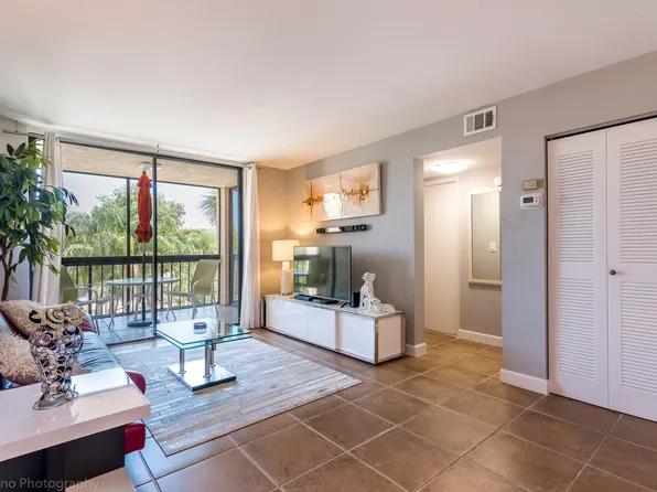 2255 Lindell Blvd, Delray Beach, FL