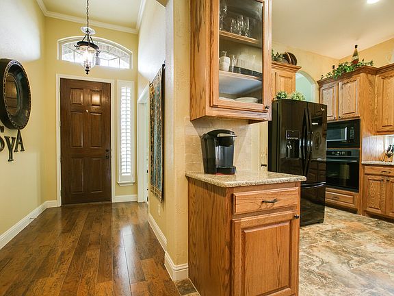 3rd image of 1000 Shoal Creek Ct