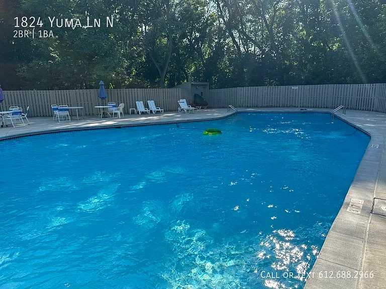 1824 Yuma Ln N — Photo 26