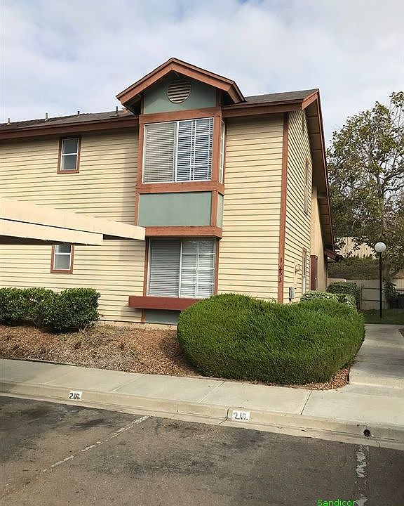1st image of 1453 Manzana Way