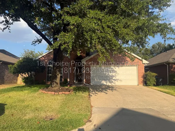 6916 Indiana Ave, Fort Worth, TX 76137