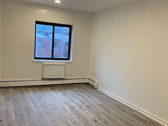 4th image of 135-20 37th Ave #3R