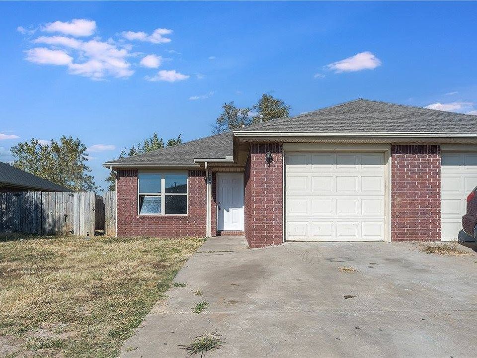 1st image of 305 E Southern Trace Dr