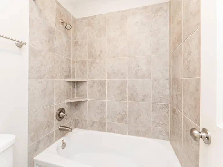 18119 Tall Chestnut St — Photo 35