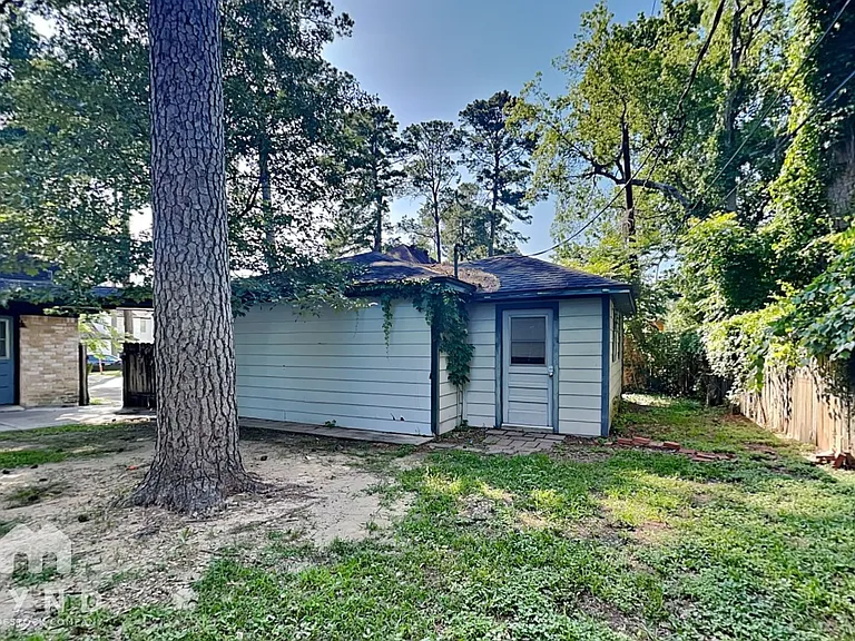 15110 Gladebrook Dr — Photo 25
