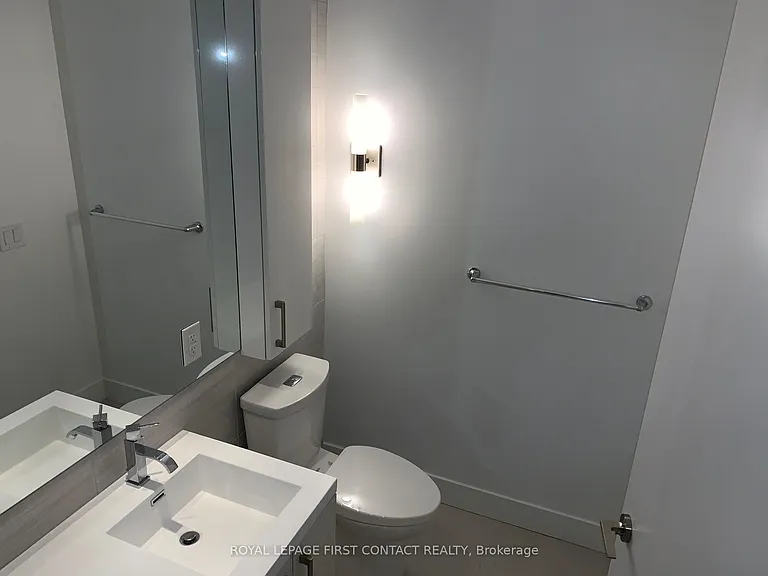 39 Sherbourne St #901 — Photo 5