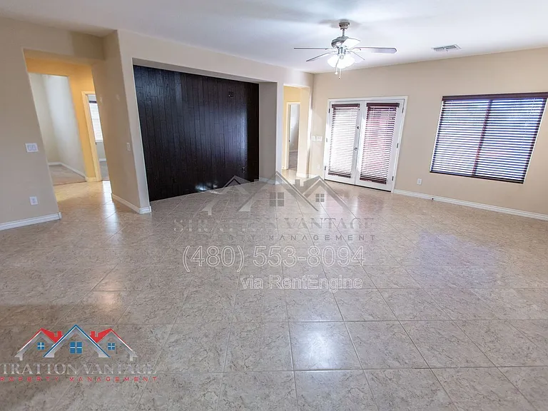 11751 W Daley Ln — Photo 17