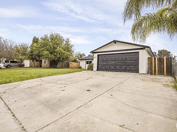 3rd image of 4600 Lantados St