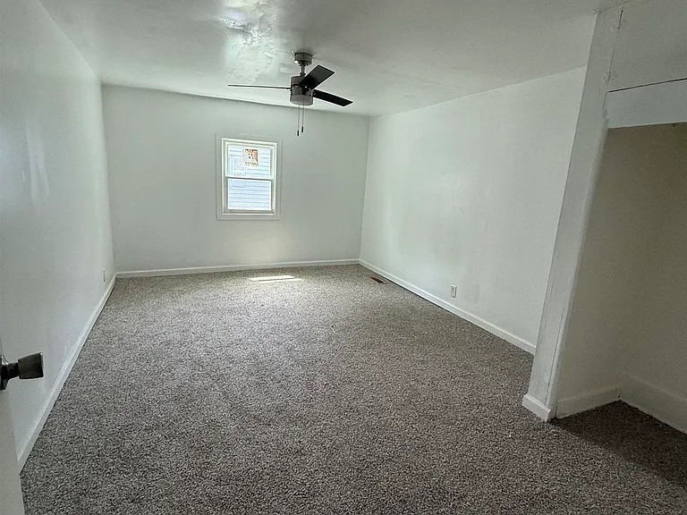 1326 Buntin St — Photo 5