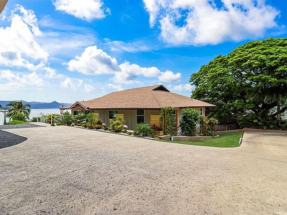 3rd image of 44-421 Kaneohe Bay Dr
