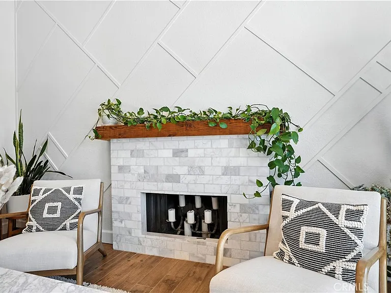 23891 Cypress Ln — Photo 5