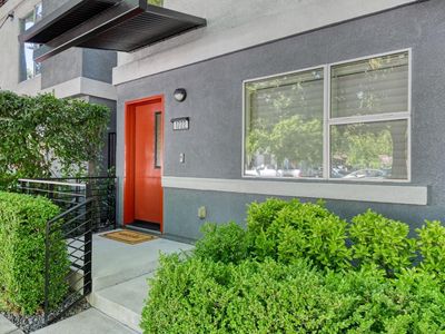 1722 7th St, Sacramento, CA, 95811