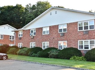 680 Saint Rte S #15-63, Lake Hopatcong, NJ 07849