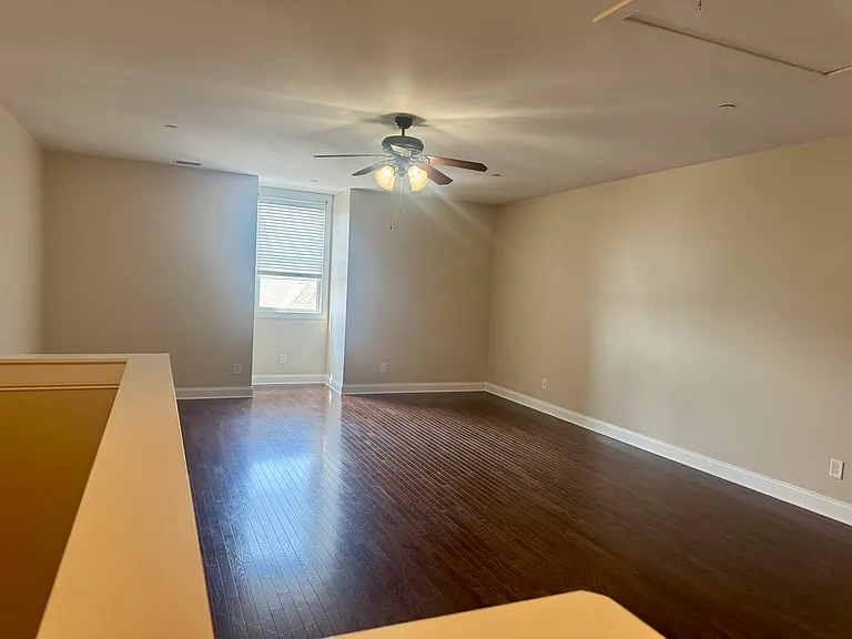 116 Savannah Ave — Photo 15