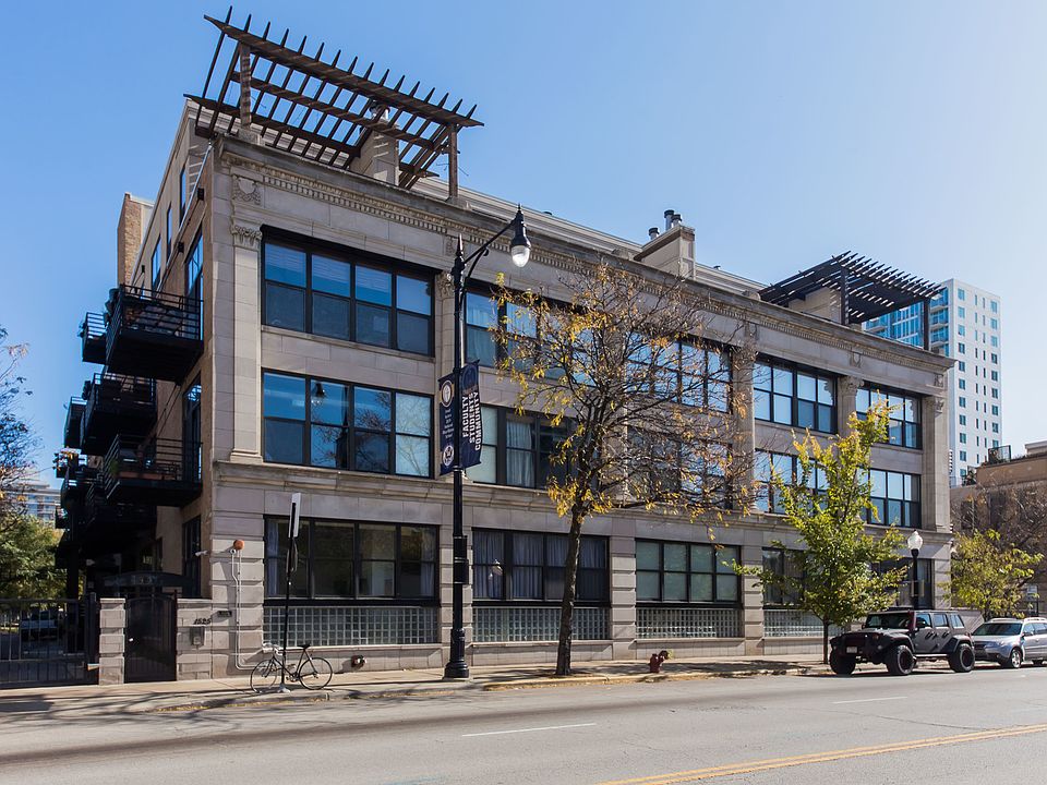 1st image of 1525 S Michigan Ave APT 212