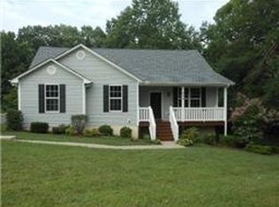 294 Blackey Bandy Rd, Bethpage, TN 37022