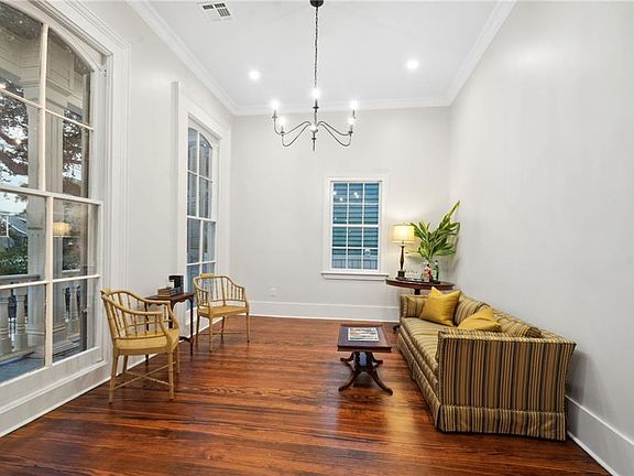 3rd image of 627 Napoleon Ave
