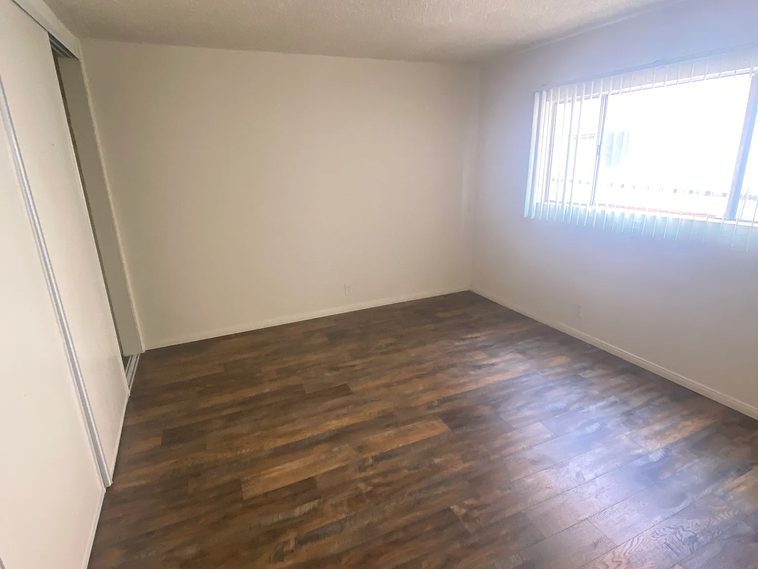 1 bed, 750 sqft, $2,100 — Photo 3