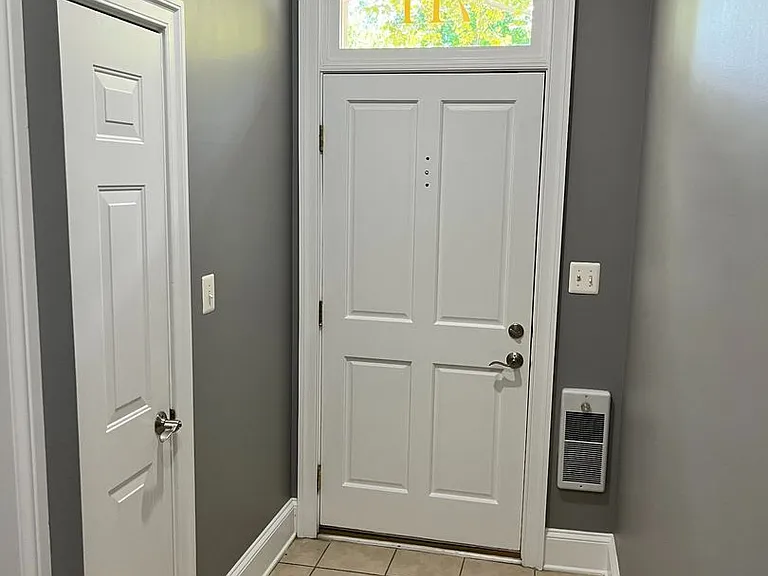 711 Carpenter Rd — Photo 2