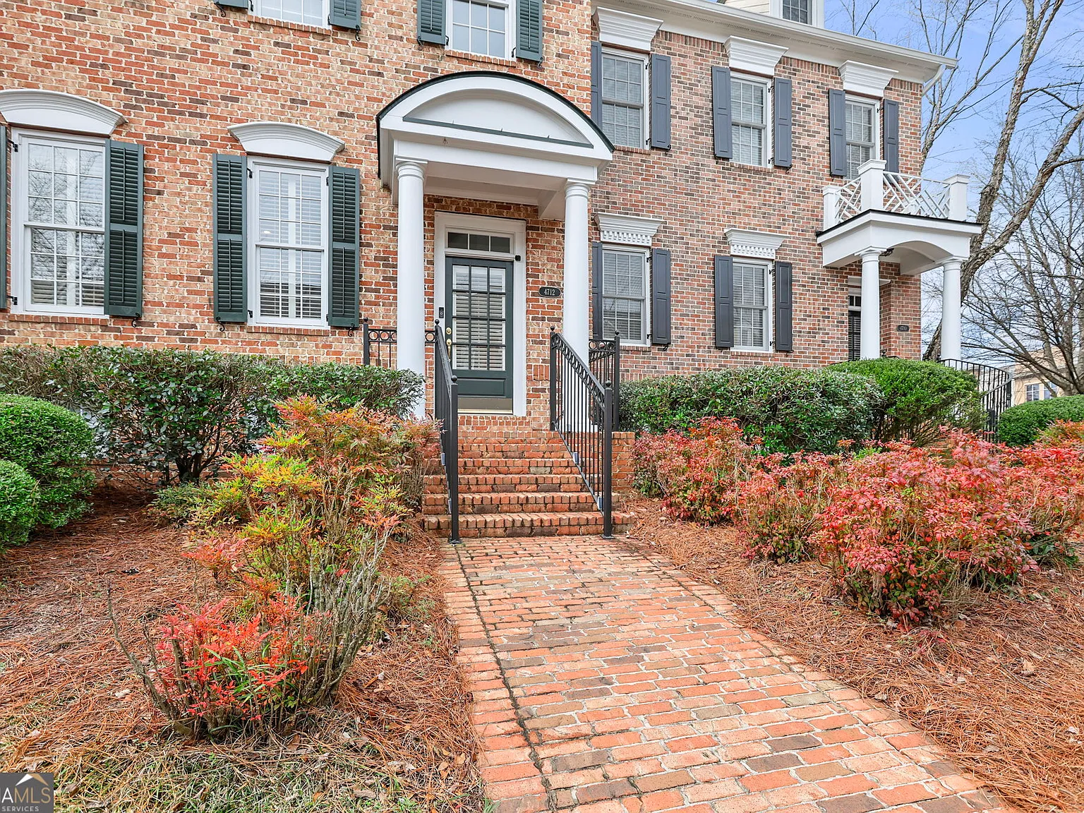 3 bed, 3.5 bath, 3224 sqft, $3,200 — Photo 4