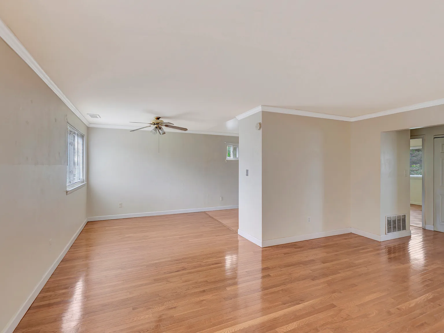 5704 Seymour Ave — Photo 3