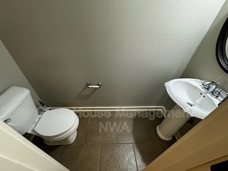 2210 Karrington Rdg — Photo 7
