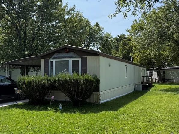 68 Heritage Est, Albion, NY 14411