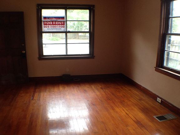 4th image of 1232 Ingleside Ave APT 2