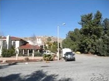 4th image of 26140 Kalmia Ave