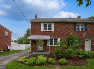 309 E 2nd Ave, Lititz, PA 17543