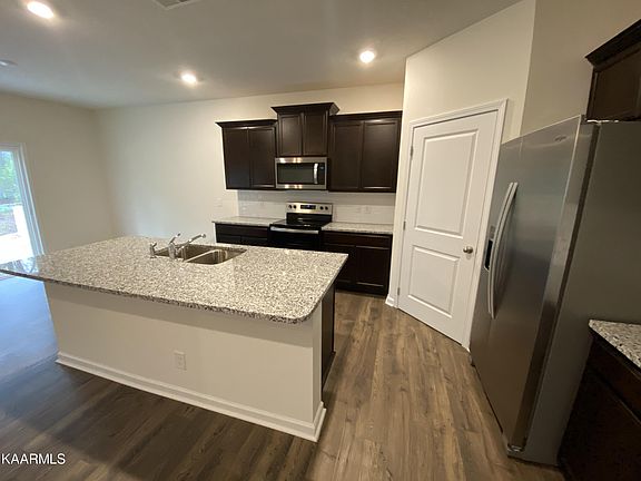 4th image of 2646 Red Bay Way