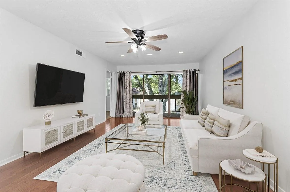 2 bed, 2.0 bath, 964 sqft, $1,400 — Photo 1