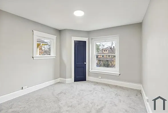9403 Columbia Ave — Photo 13