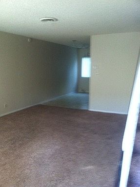 4th image of 453 S Barranca Ave APT 5