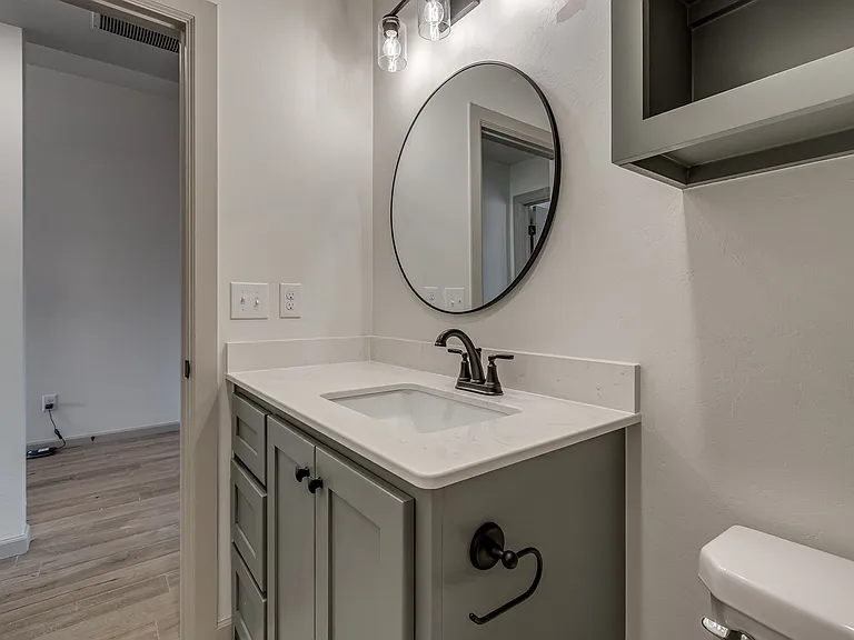 1103 Wisteria Way — Photo 9