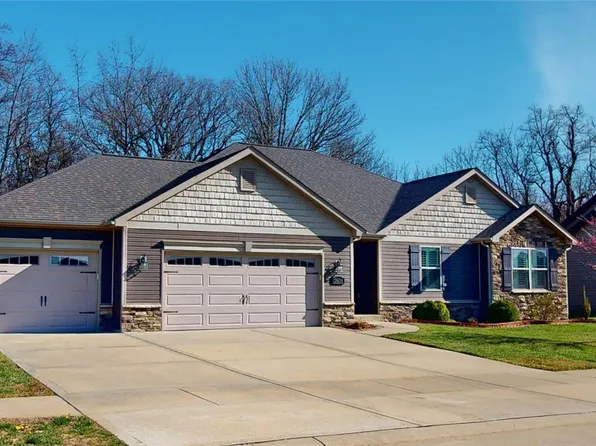 2631 London Ln, Belleville, IL 62221