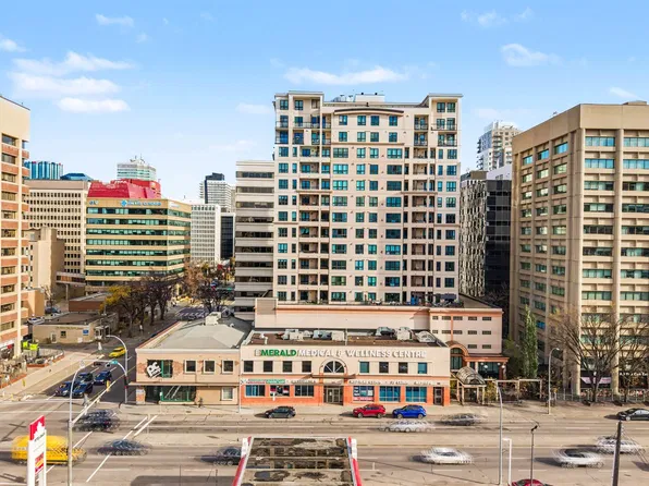 9939 109th St NW #1704, Edmonton, AB T5K 1H6