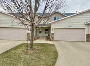 3505 Vaughn Ln, Marion, IA