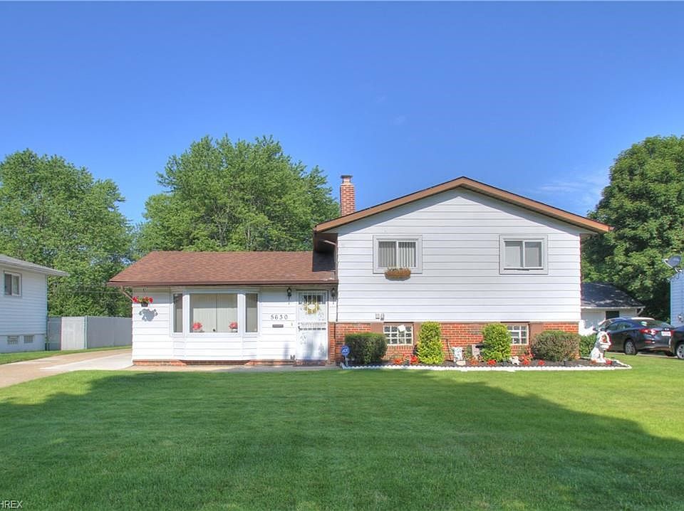 1st image of 5630 Vickie Ln